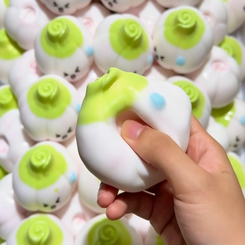 Schattige Emoji Knoflook ﻿ Zac - Novelty Gifts recensie en prijs