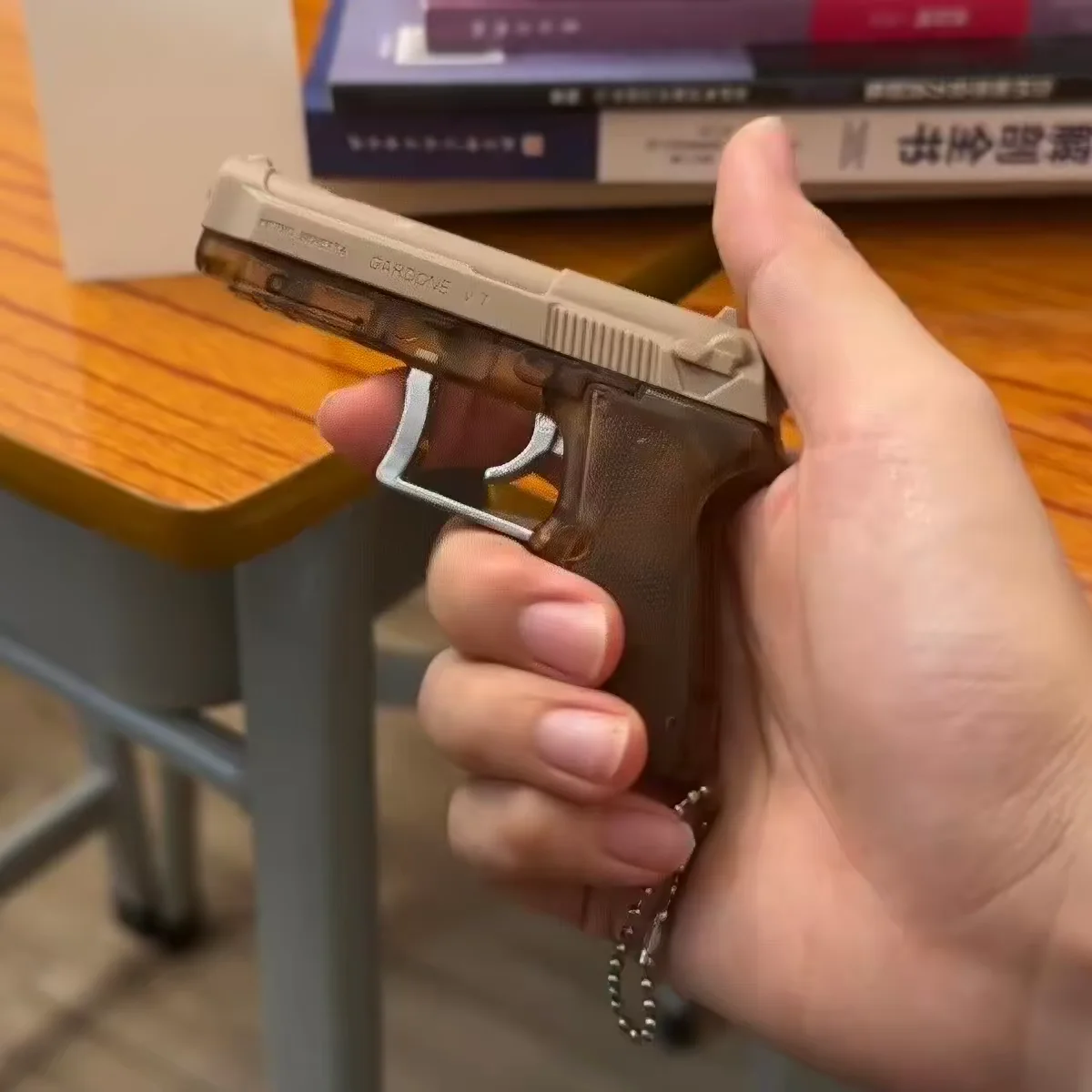 Nieuw en grappig schokpistool  - Shock Pen Prank Toy recensie en prijs
